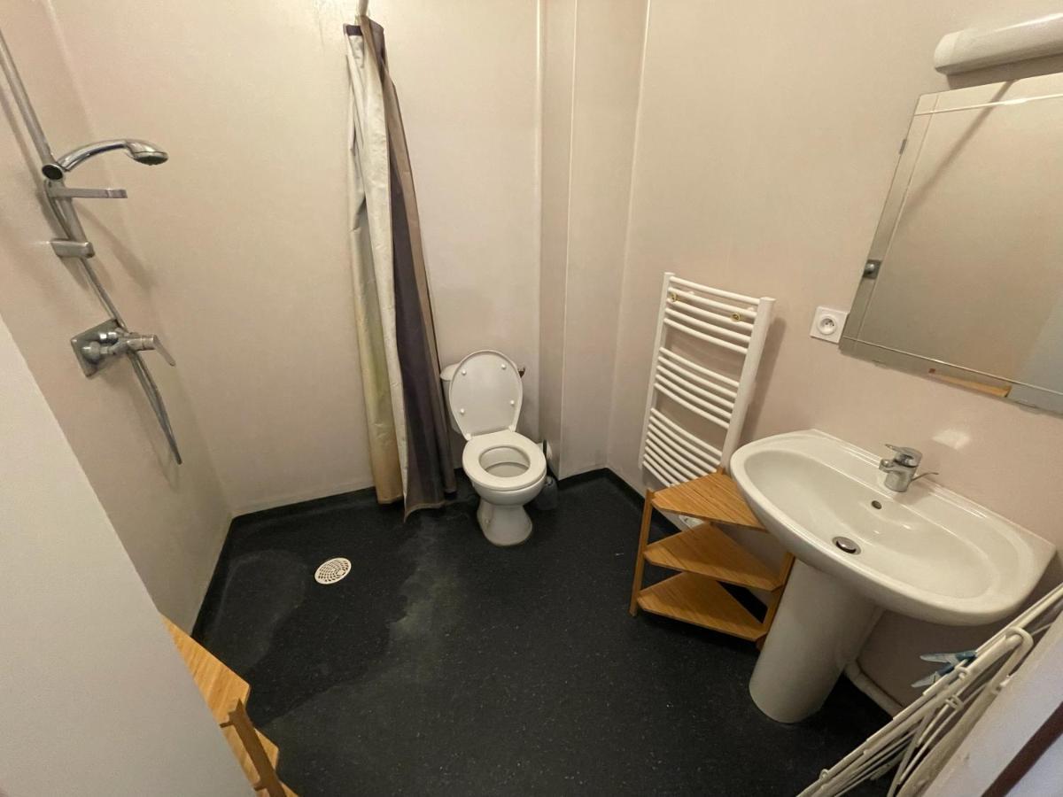 Ferienwohnung Gredi, Appt Avec Parking Et Terrasse A Caen Exterior foto