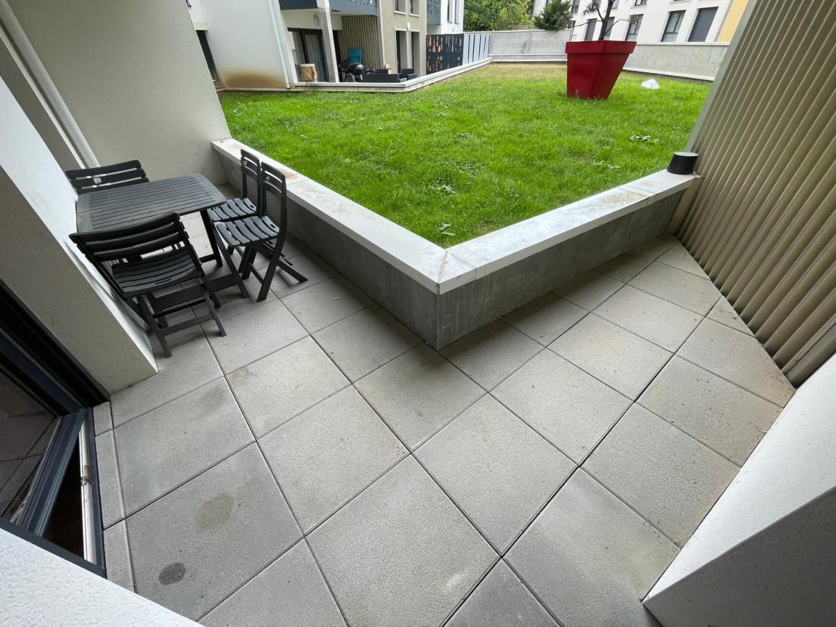 Ferienwohnung Gredi, Appt Avec Parking Et Terrasse A Caen Exterior foto