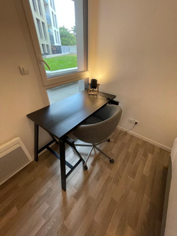 Ferienwohnung Gredi, Appt Avec Parking Et Terrasse A Caen Exterior foto